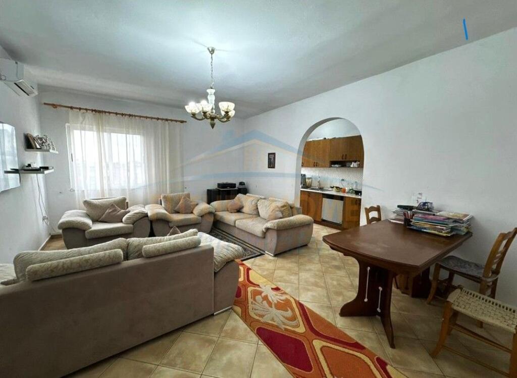 Appartamento 2+1+2 in Vendita, Porcellana, Tirana