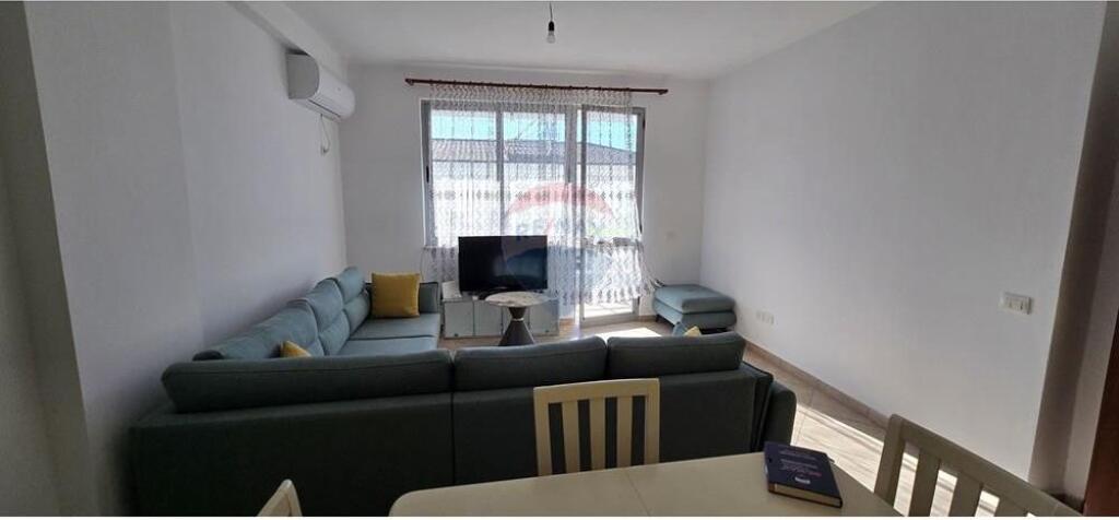 Kodra e Diellit, Tiranë  Apartament 1+1 me qira Kodra e DIellit