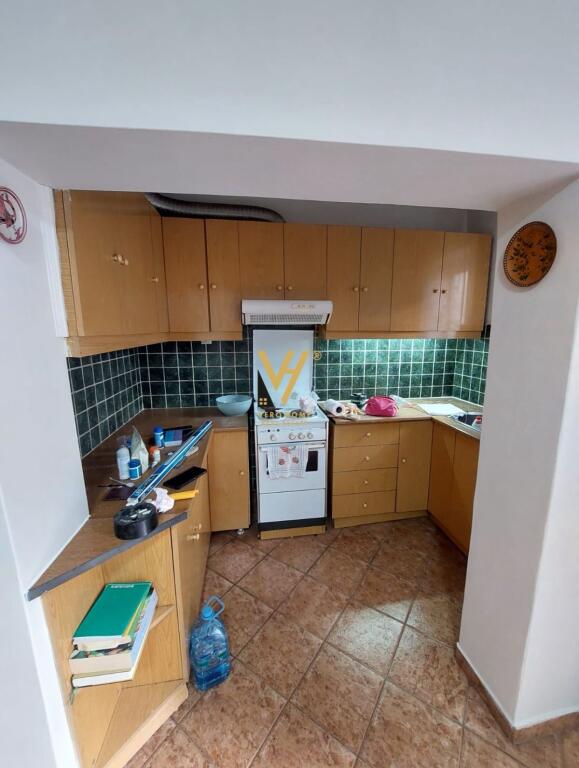 JEPET APARTAMENT 2+1+BLK ME QERA TE RRUGA ELBASANIT 55.000 LEKE