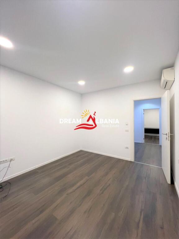 Jepet me Qera Zyre/Ambient Biznesi tek Rruga e Kavajes prane Delijorgjit ne Tirane (ID 4261900)