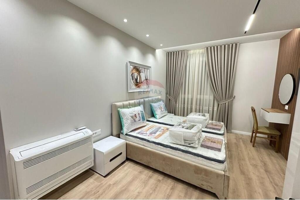 Apartment for rent 2+1 at Barricades Street