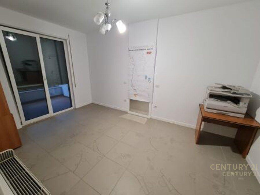 VENDESI 2 APPARTAMENTI – ZONA GARDA 🏢