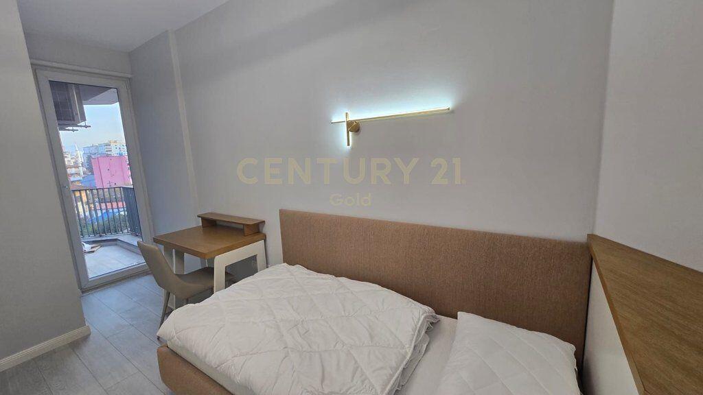 Jepet me qira apartament 2+1 me post parkimi, pranë 9-Katesheve, Tiranë.