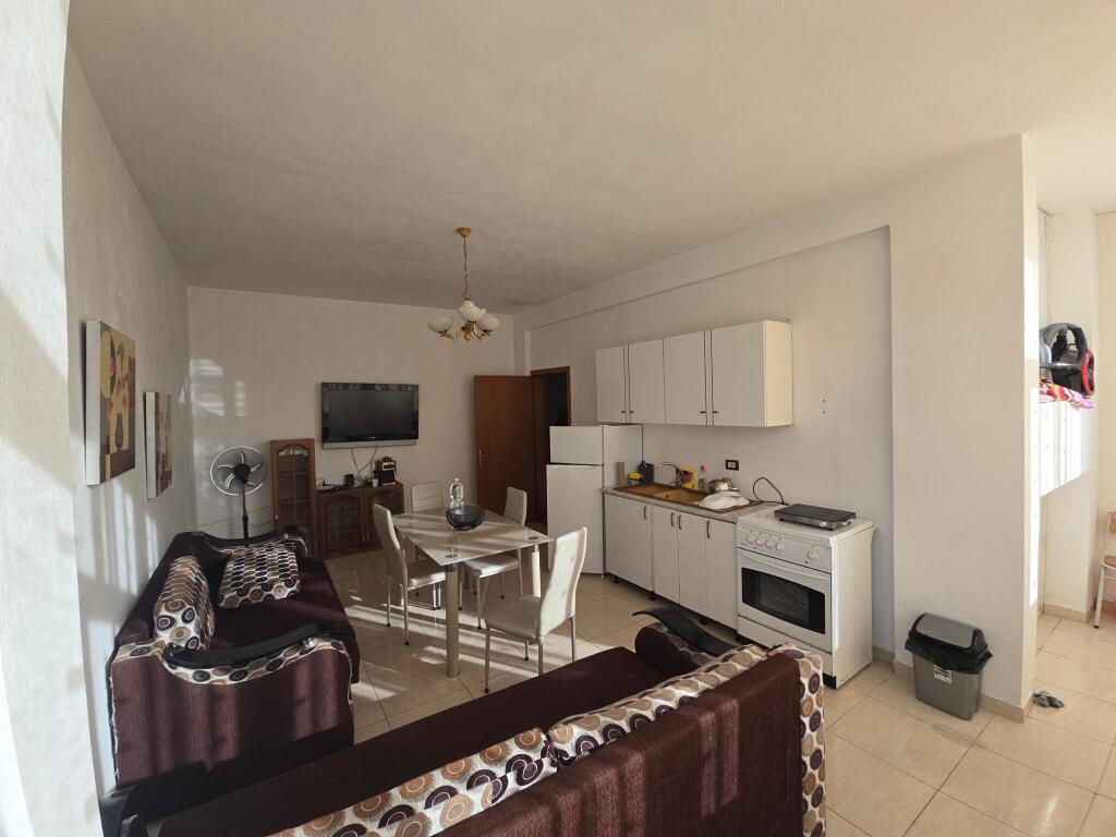JEPET ME QERA SUPER APARTAMENT 1+1 TEK PRANVERA DURRES