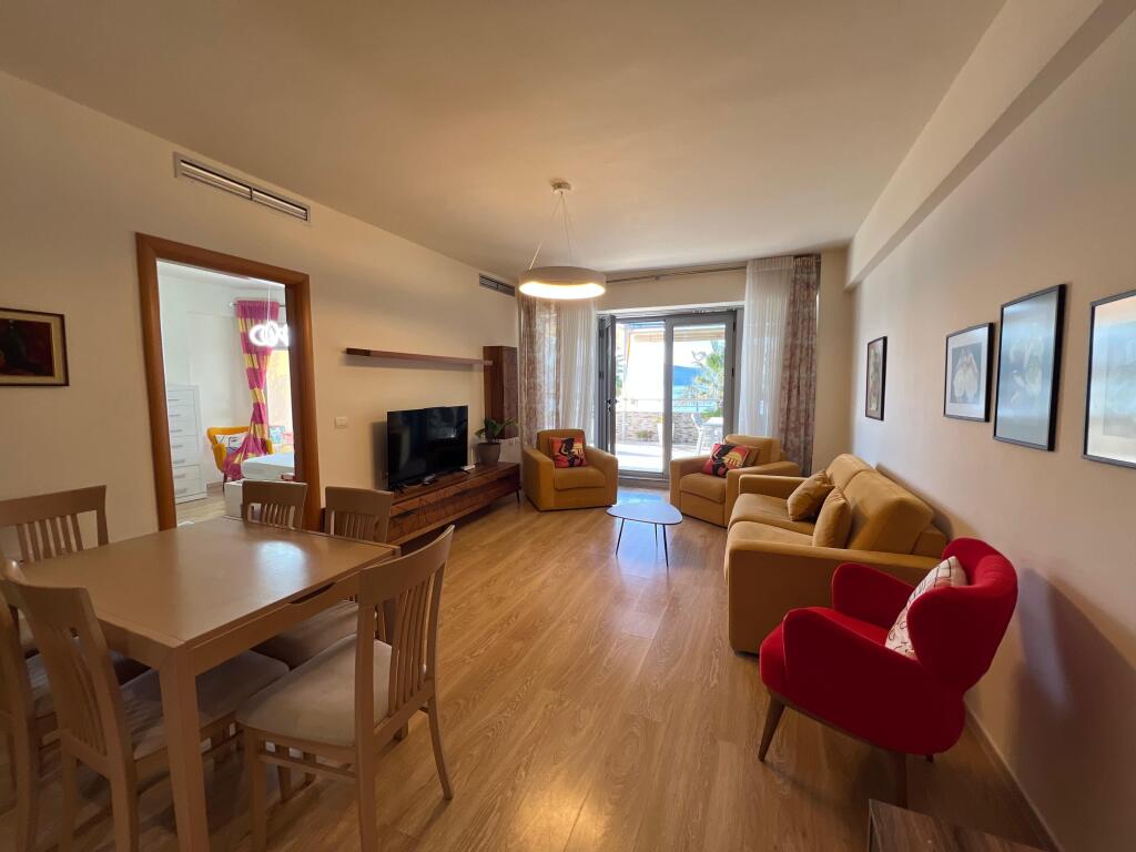 Appartamento Con Vista Mare In Affitto Sul Lungomare