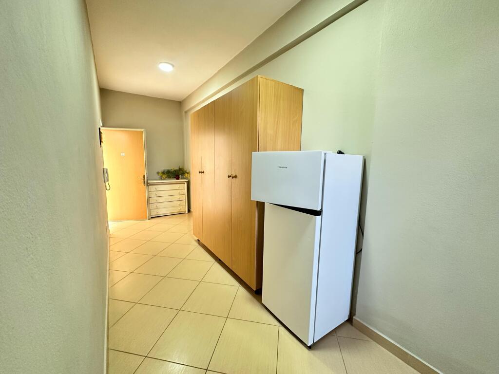 Monolocale in Affitto a Lungo Termine - Stadio, Vlore