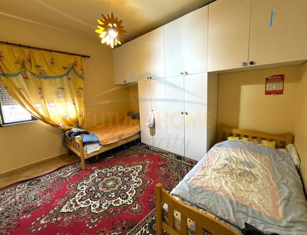 Appartamento 2+1+2 in Vendita, Porcellana, Tirana