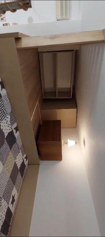Shitet apartament Grasoniere, mbrapa Globe, Rruga e Kavajes.