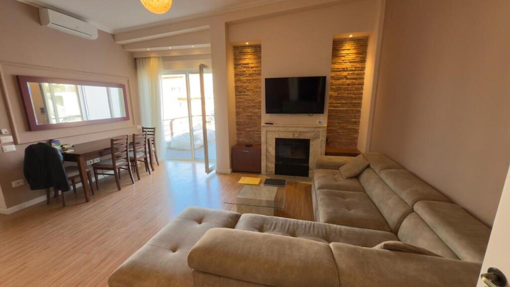 In vendita, Appartamento 2+1+2, Lago Secco, Tirana.