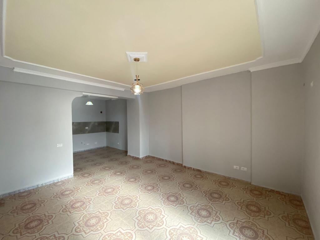 JEPET ME QERA APARTAMENT 2+1 QENDER DURRES