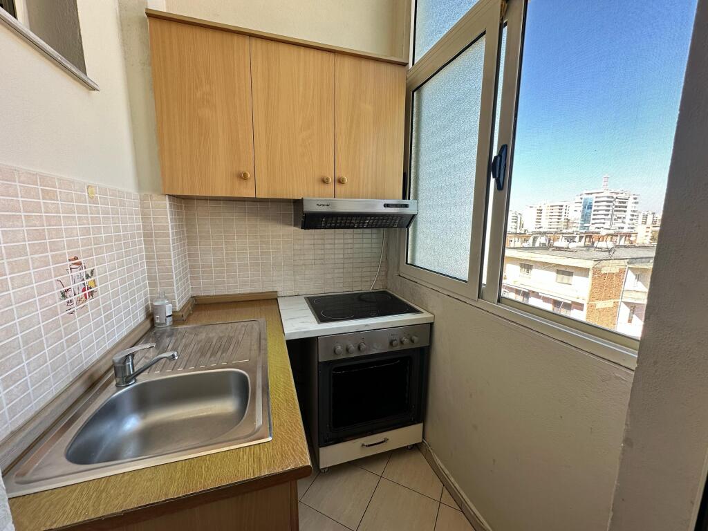 Monolocale in Affitto a Lungo Termine - Stadio, Vlore