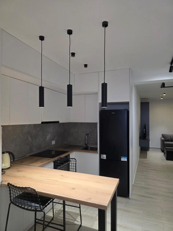 Appartamento 1+1 presso il Giardino Botanico (presso la moschea)