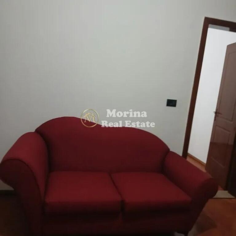 Qera | Shtëpi private 1 + 1 |Spitali Amerikan 3 | 350 €/muaj