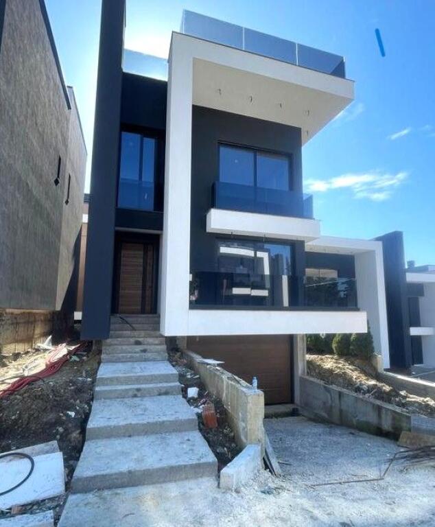 Shitet Vile ne Golem, Durres