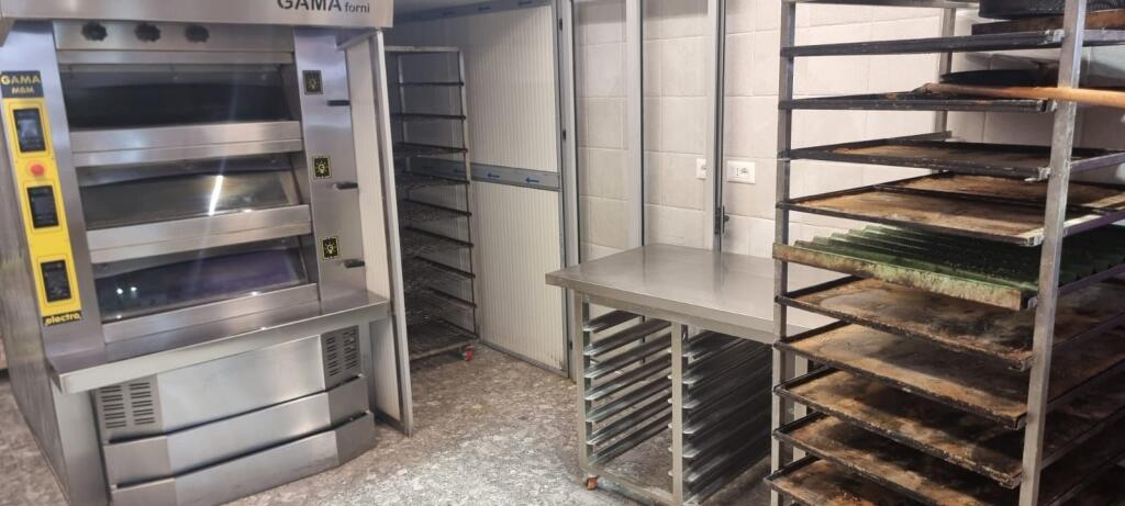 Jepet me qira furrë Buke me Misto Mame