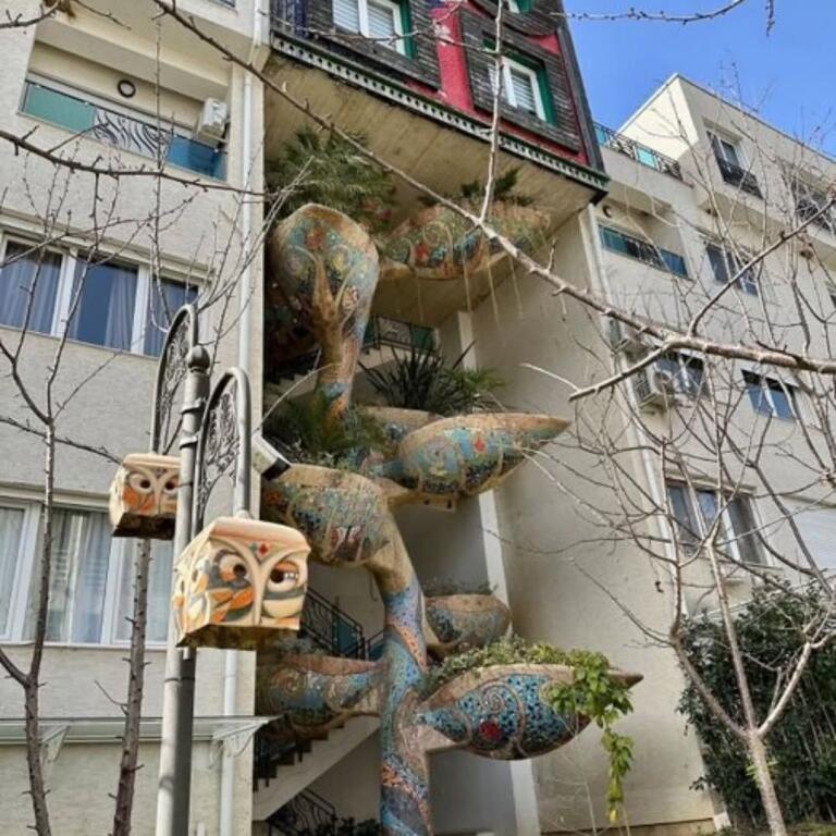 In vendita..!!  📍 Kodra e Diellit 2 (Edificio Flutura)  🏠 Appartamento 1+1  