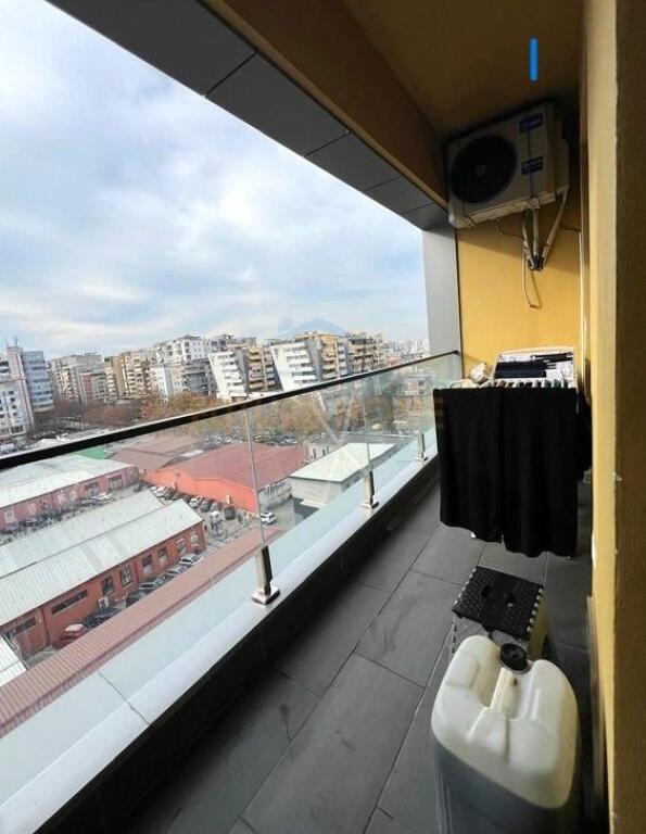 Apartament 2+1+2 per shitje, 21 Dhjetori, Tirane