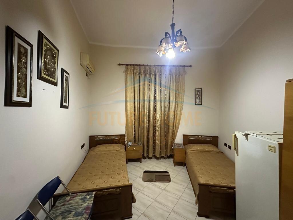 Qera, Apartament 3+1, Shallvaret, Tiranë