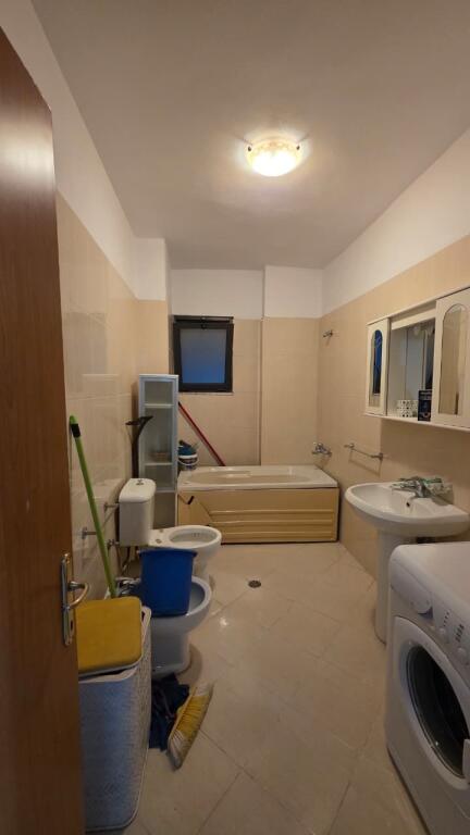 VENDESI APPARTAMENTO 2+1, Via Frang Bardhi