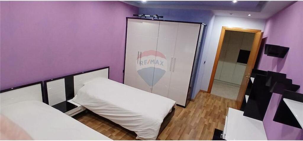 Jepet me qira apartament 2+1+2 tek Rruga Elbasanit