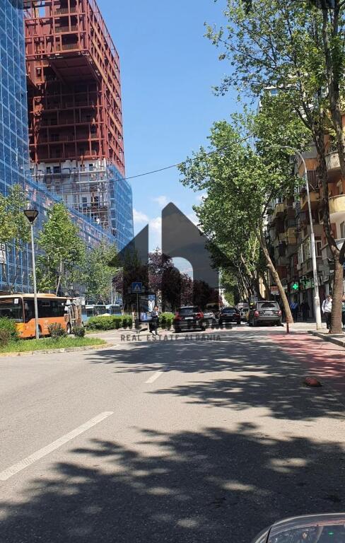 Apartment for sale 1+1 near 21-Dhjetori .