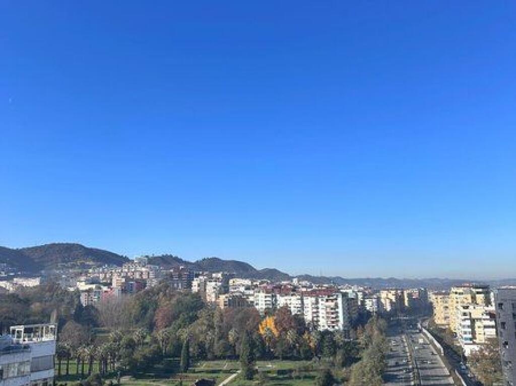 In vendita, Appartamento 3+1+2, Lake View Residence, Tirana