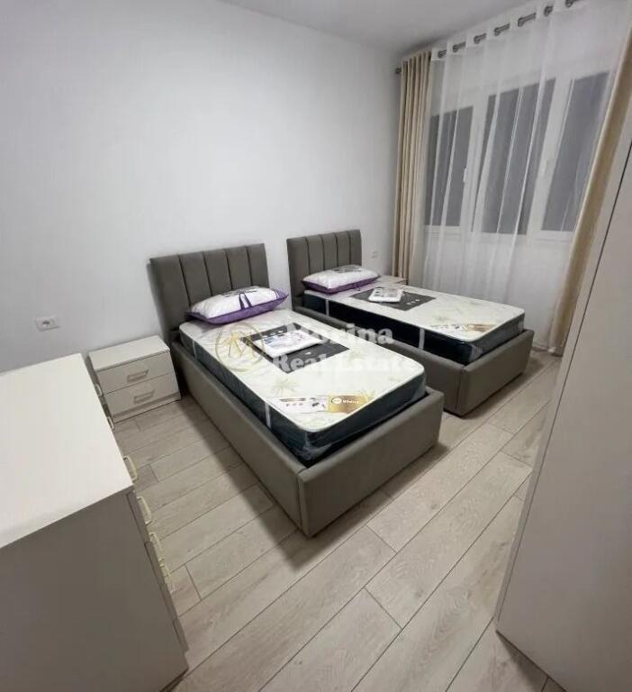 Qera | Apartament 2 + 1 | Ish Fusha e Aviacionit | 600 €/muaj