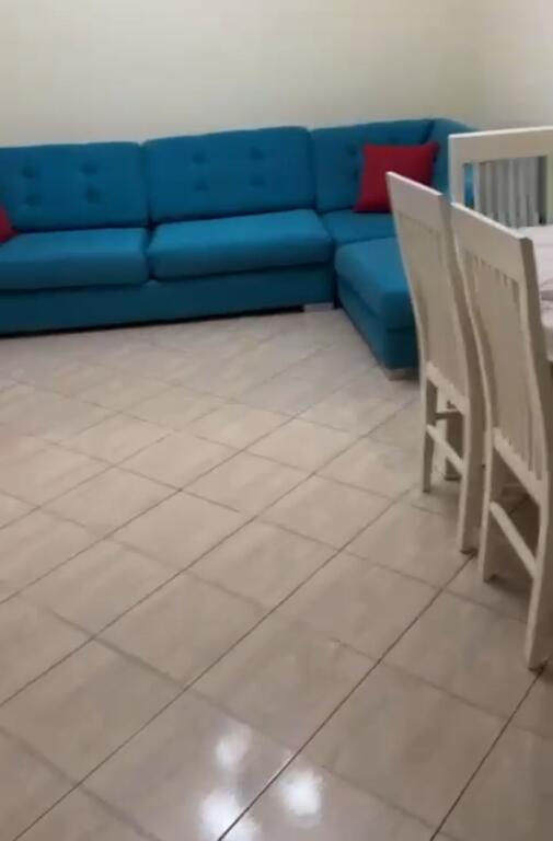 Jepet me qira apartament 1+1 në Yzberisht!