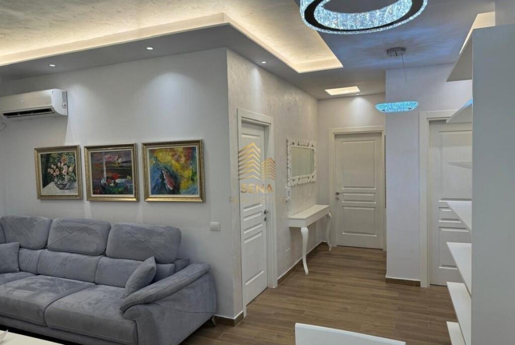 Affitto, Appartamento 2+1+2+blk, vicino all'Ospedale Americano 3, 60.000 Lek/mese