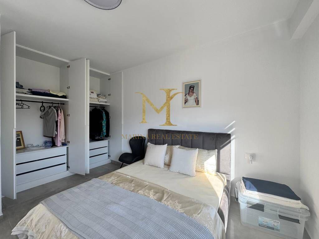 Jepet me qera apartament 2+1+depo ne Plazh Hekurudha, Durres!