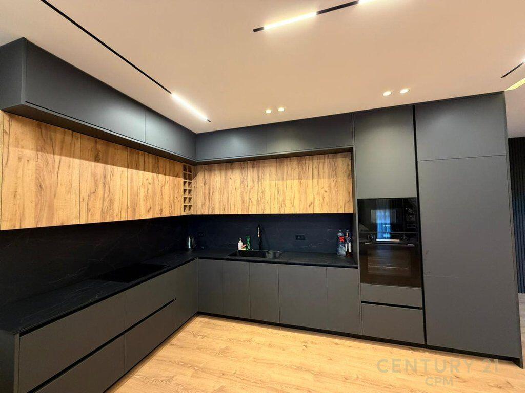 Attico di lusso in vendita – Rose Garden Residence, vicino a TEG