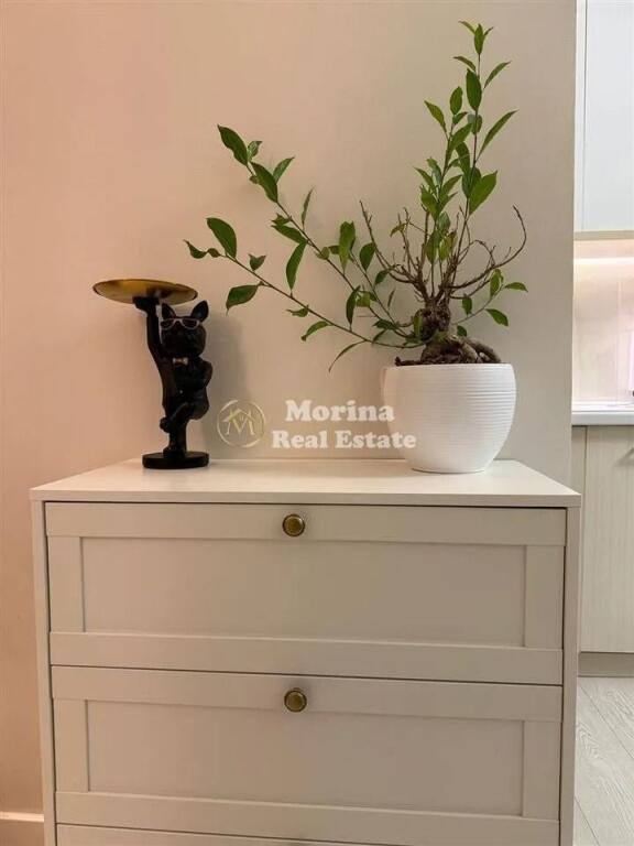 Shitje | Apartament 1 + 1 | Rruga Bardhyl | 130.000 €