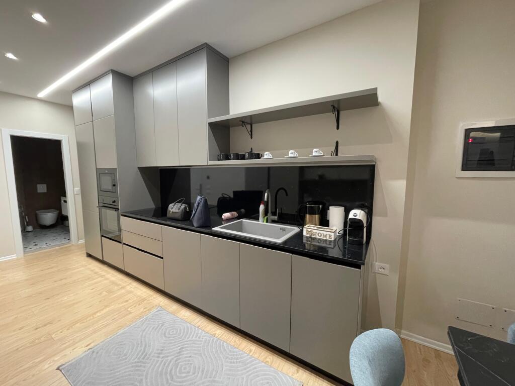 Qera,Apartament 2+1+2 Bllok