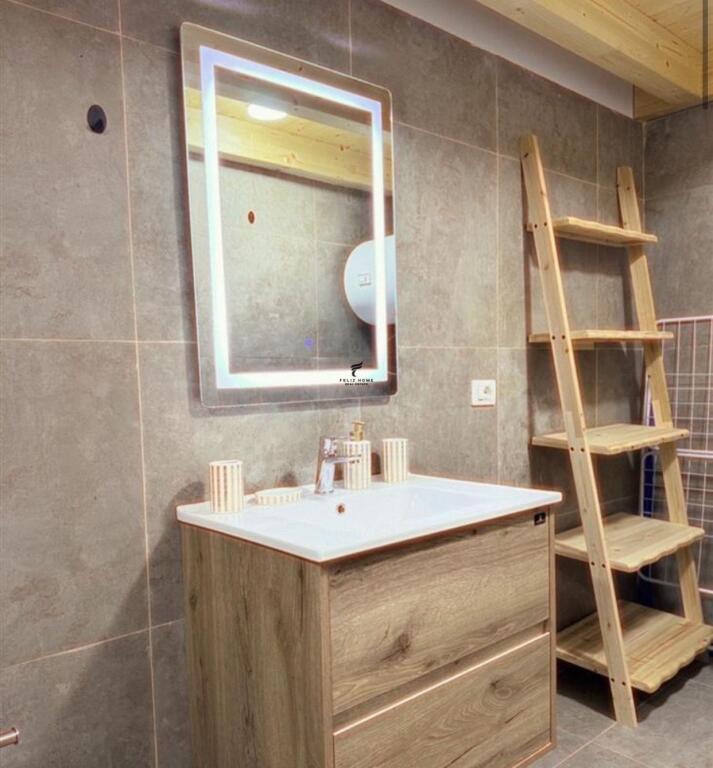 APARTAMENT ME QERA 1+1 RRUGA E DURRESIT 70.000 LEKE