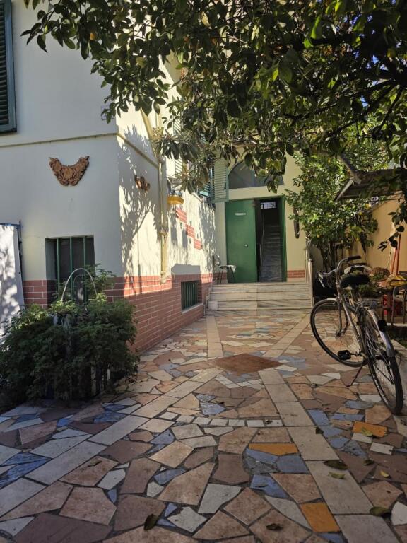 Casa 1+1, Shallvaret!