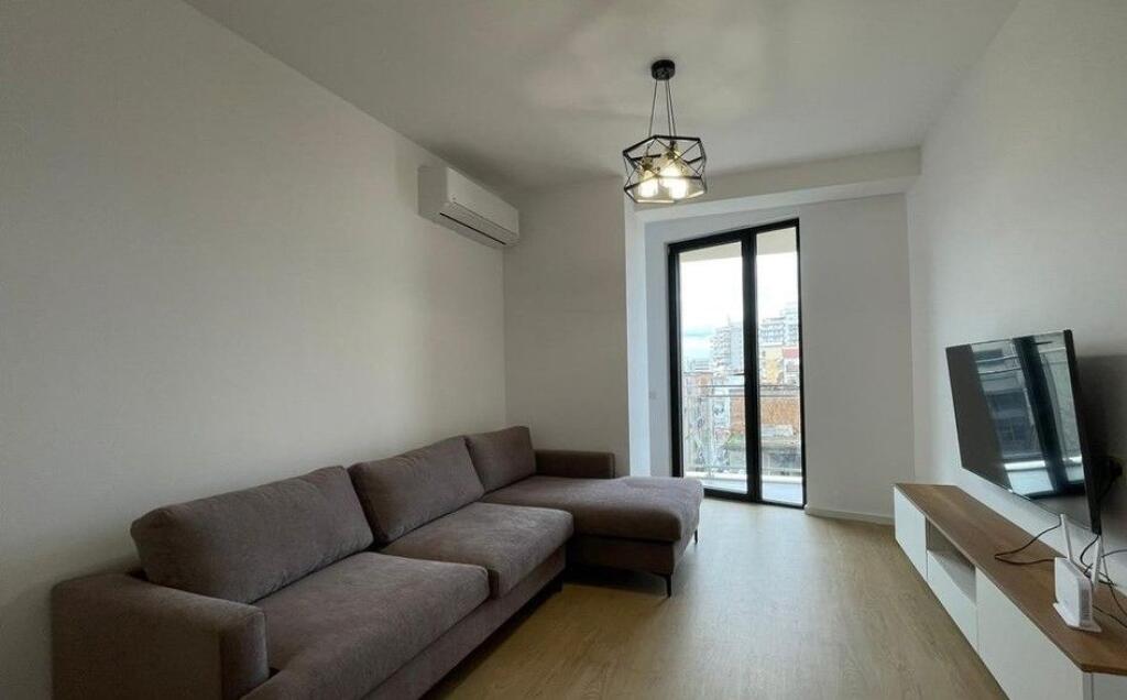 JEPET ME QIRA APARTAMENT 1+1  – TEK GOLDEN TOWER, RRUGA MINE PEZA!!
