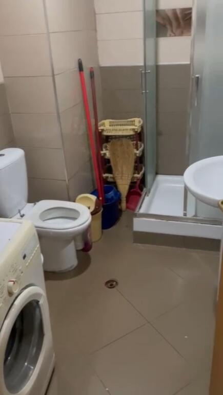 Affittasi 1+1 lago che 500 eu