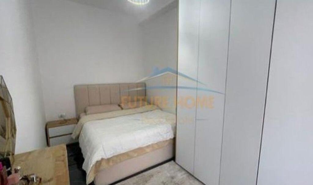 Rent, Apartment 1+1 Mangalem Complex, Ali Demi, Tirana.