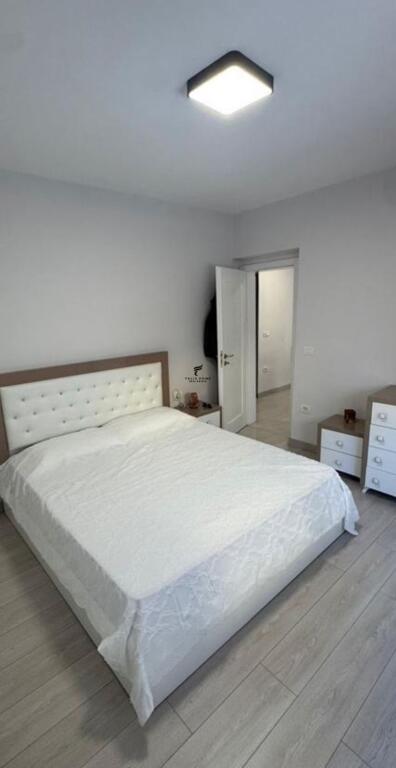 APARTAMENT ME QERA 1+1 PIRAMIDA 65.000 LEKE