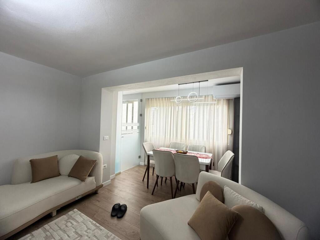 Apartment 2+1 for rent 21 Dhjetori!