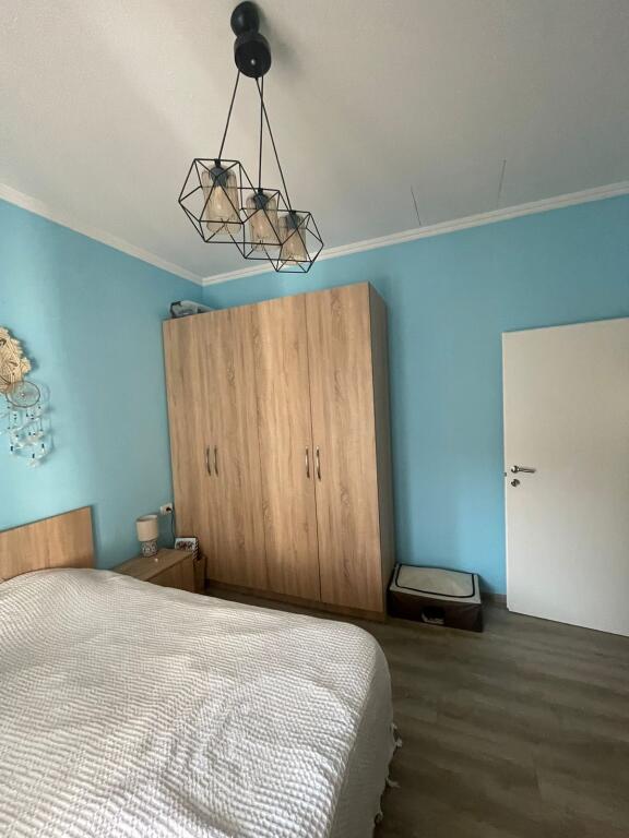 APARTAMENT ME QERA 3+1 RRUGA ELBASANIT 600 EURO