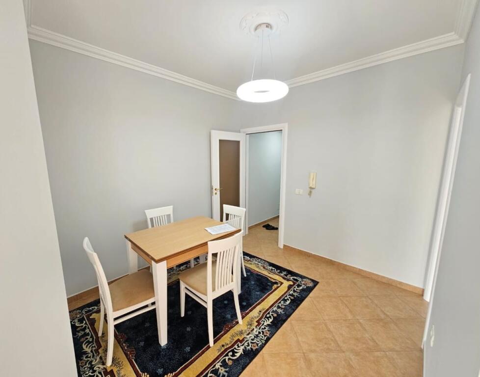 Appartamento in Affitto 2+1 Vicino a Via Kavaja (ID B2201647) Tirana