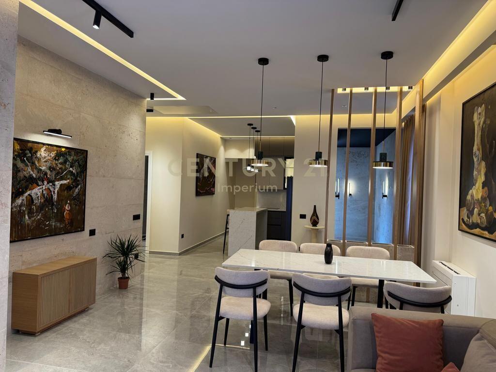 Apartament luksoz 3+1+4+2 Poste parkimi per qira ne Rezidencen Secret Garden