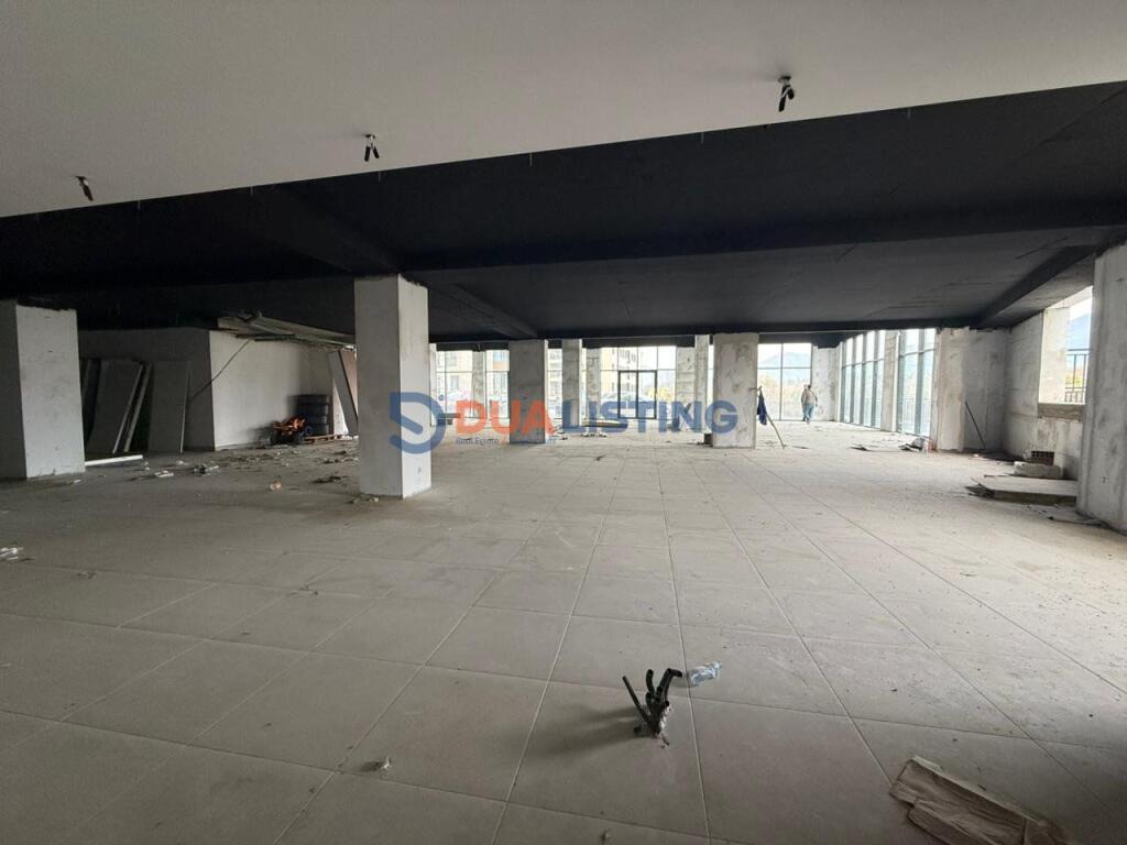 Commercial Space for Sale 📍 Dry Lake – near Radisson Collection