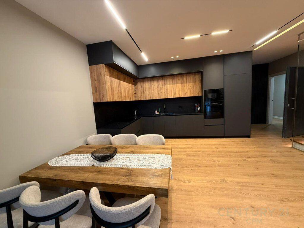 Attico di lusso in vendita – Rose Garden Residence, vicino a TEG