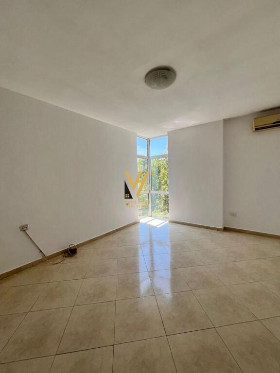 SHITET APARTAMENT 2+1+2+BLK TE ISH EKSPOZITA 350.000 EURO