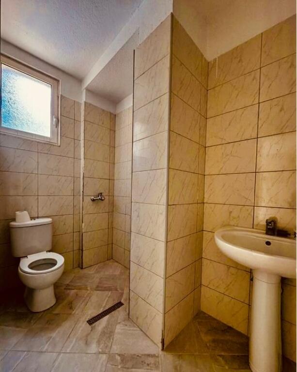 LOCALE UFFICIO IN AFFITTO IN VIA BARRICATE!