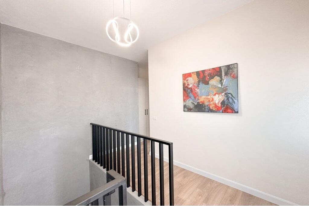 Apartament me qera 2+1+2 afer Qendres