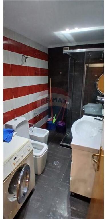 Jepet me qira apartament 2+1+2 tek Rruga Elbasanit