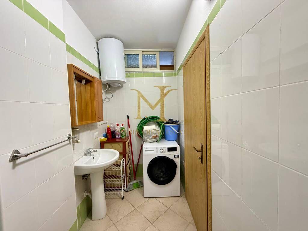 SUPER APARTAMENT 2+1 PER QERA ME PAMJE NGA DETI PRANE URES SE DAJLANIT , DURRES !